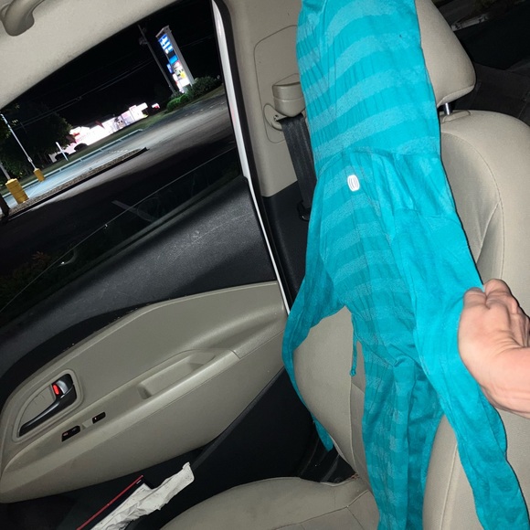 Shirt - Picture 6 of 9